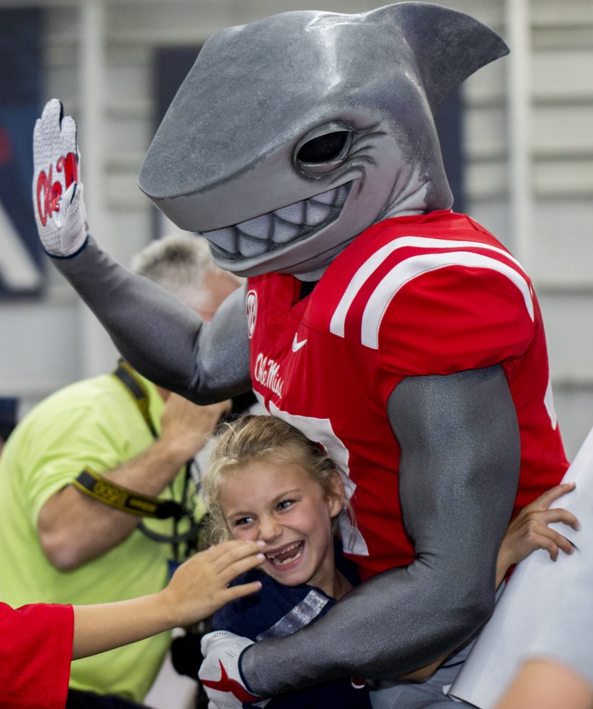 GALLERY Ole Miss unveils new Landshark mascot in honor of Tony Fein