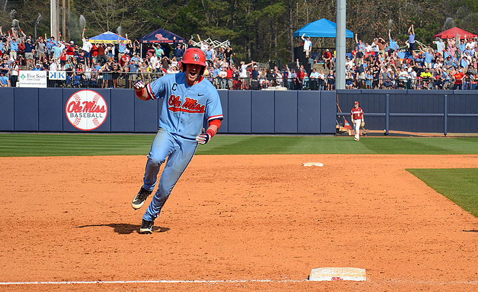 No. 4 Ole Miss baseball takes weekend series 2-1 against No. 5 Arkansas at Swayze