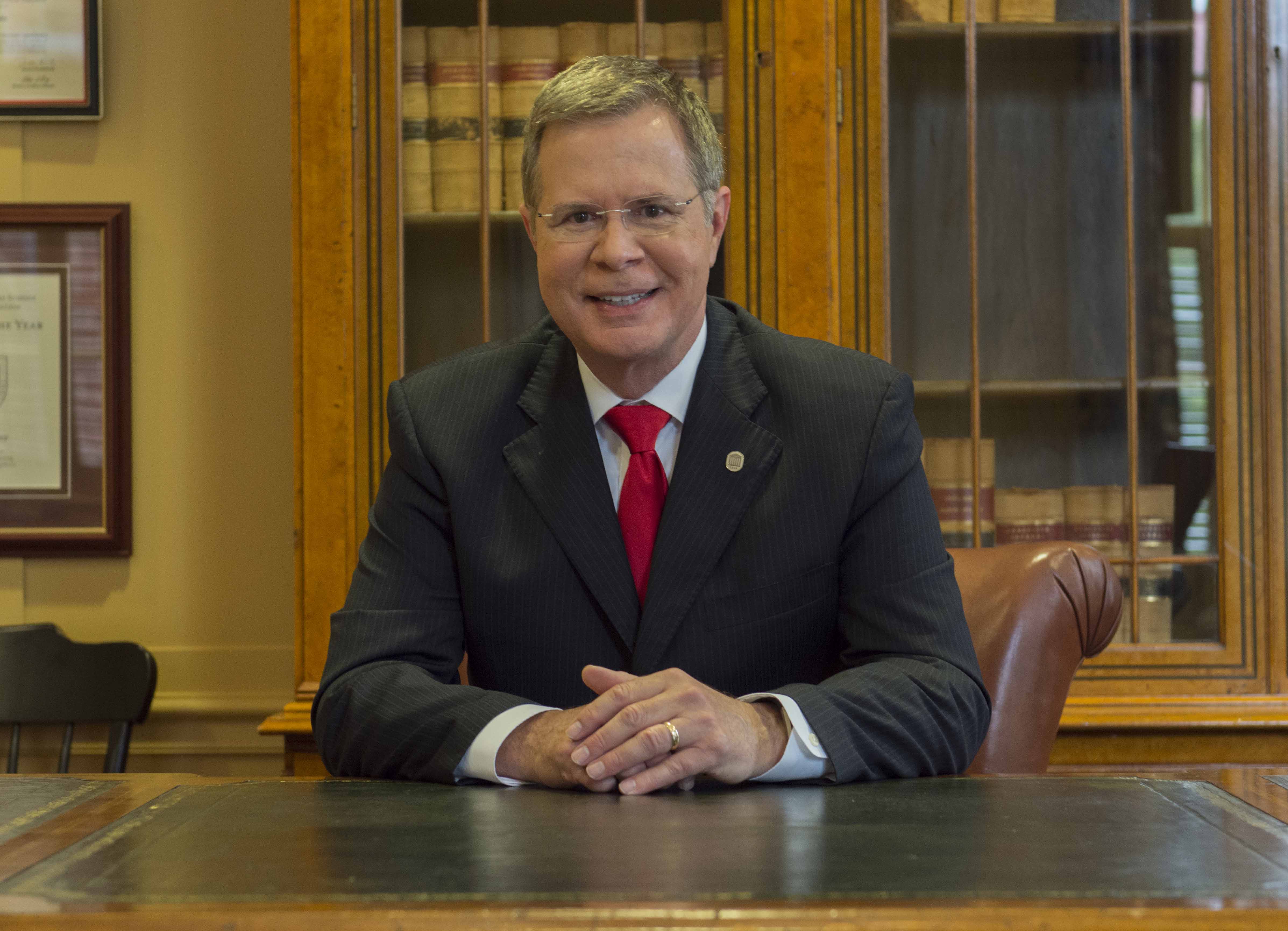 Jeff Vitter’s resignation: Important moments from the chancellor’s three years at Ole Miss