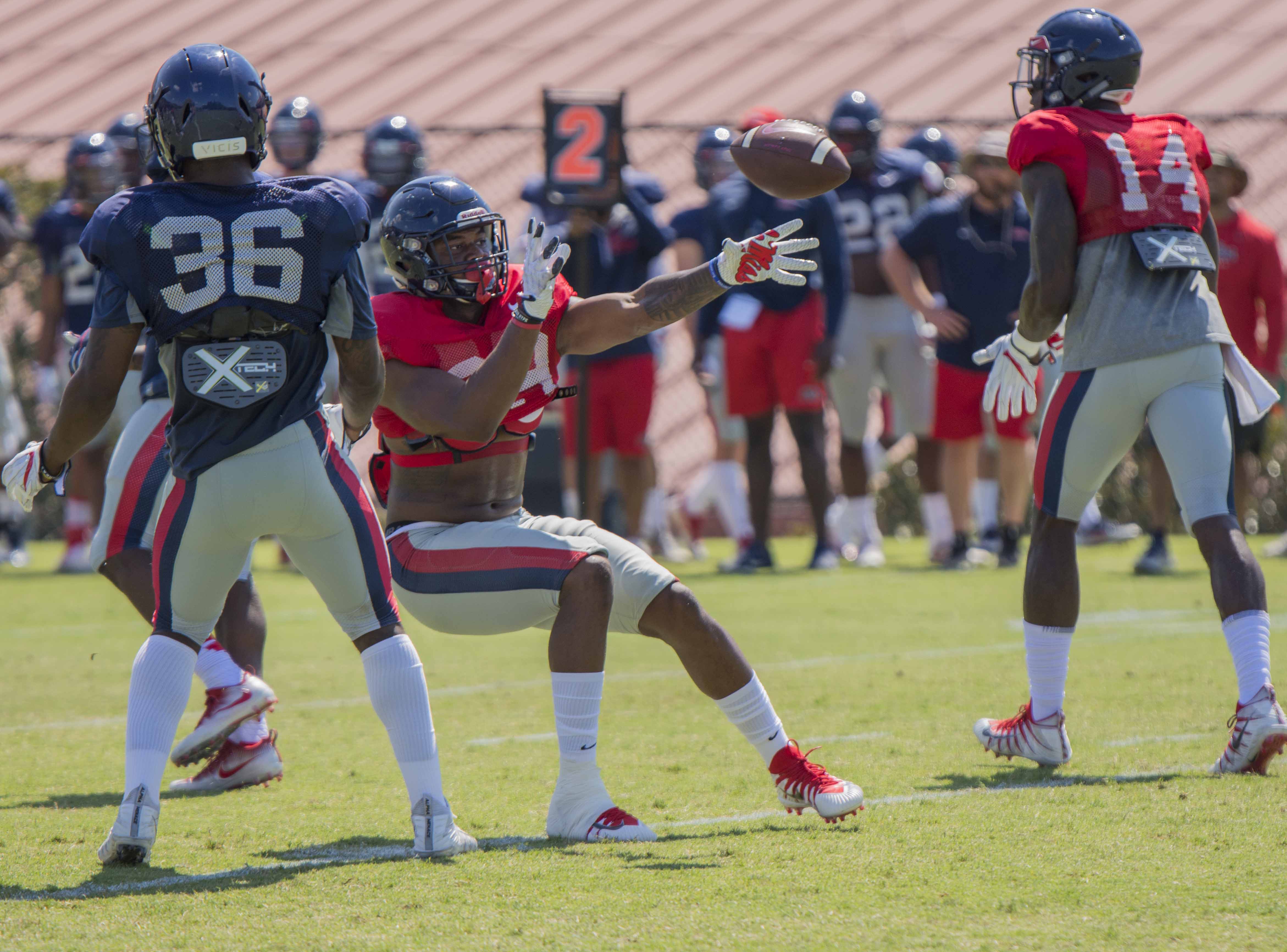 Revamped Landshark defense makes a splash in practice