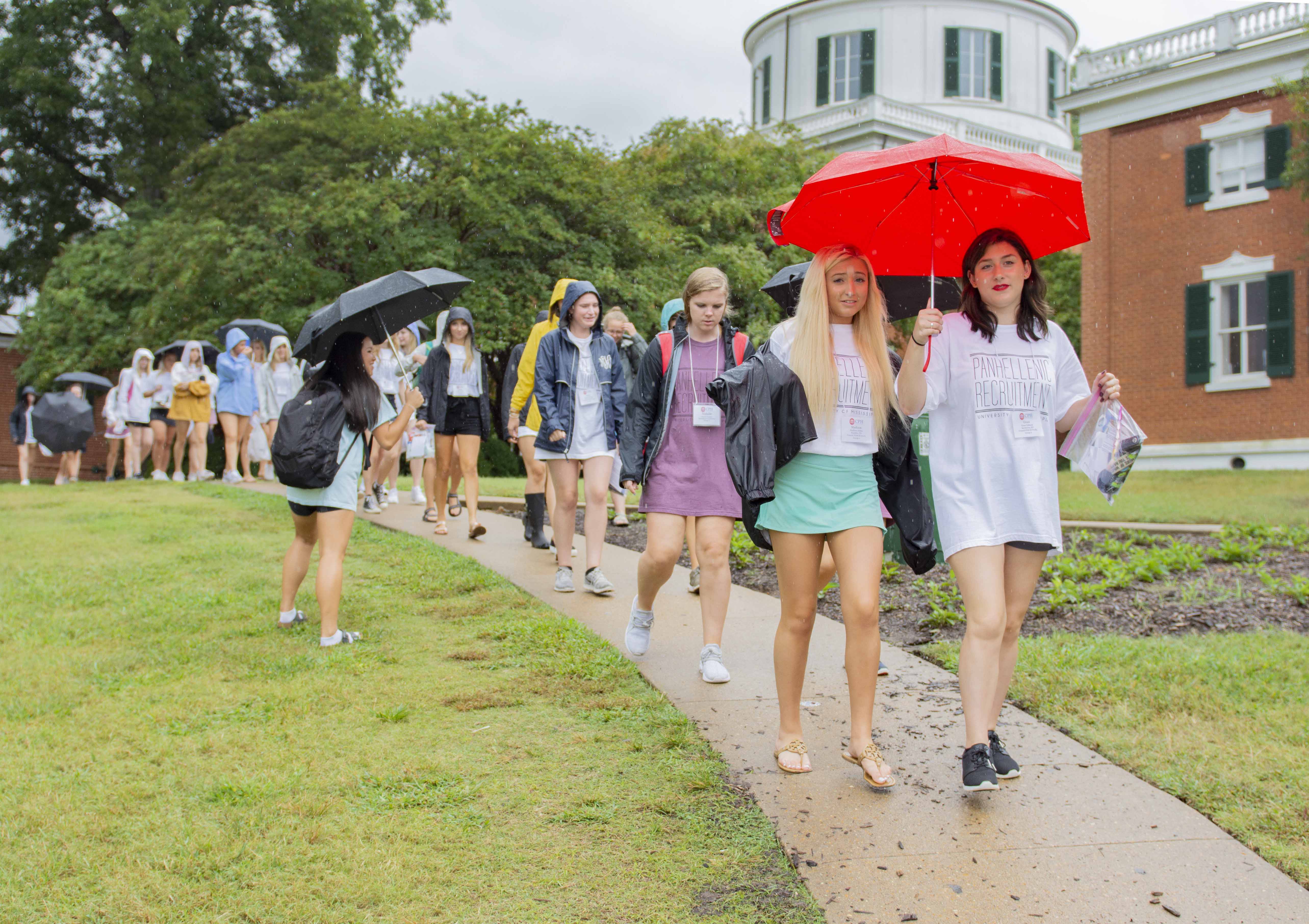 Ole Miss Students Hire Rush Consultants To Advise Sorority Recruitment The Daily Mississippian