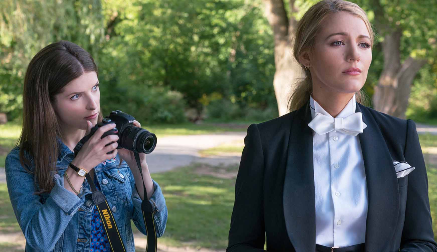 Star actresses make something new out of old tropes in ‘A Simple Favor’