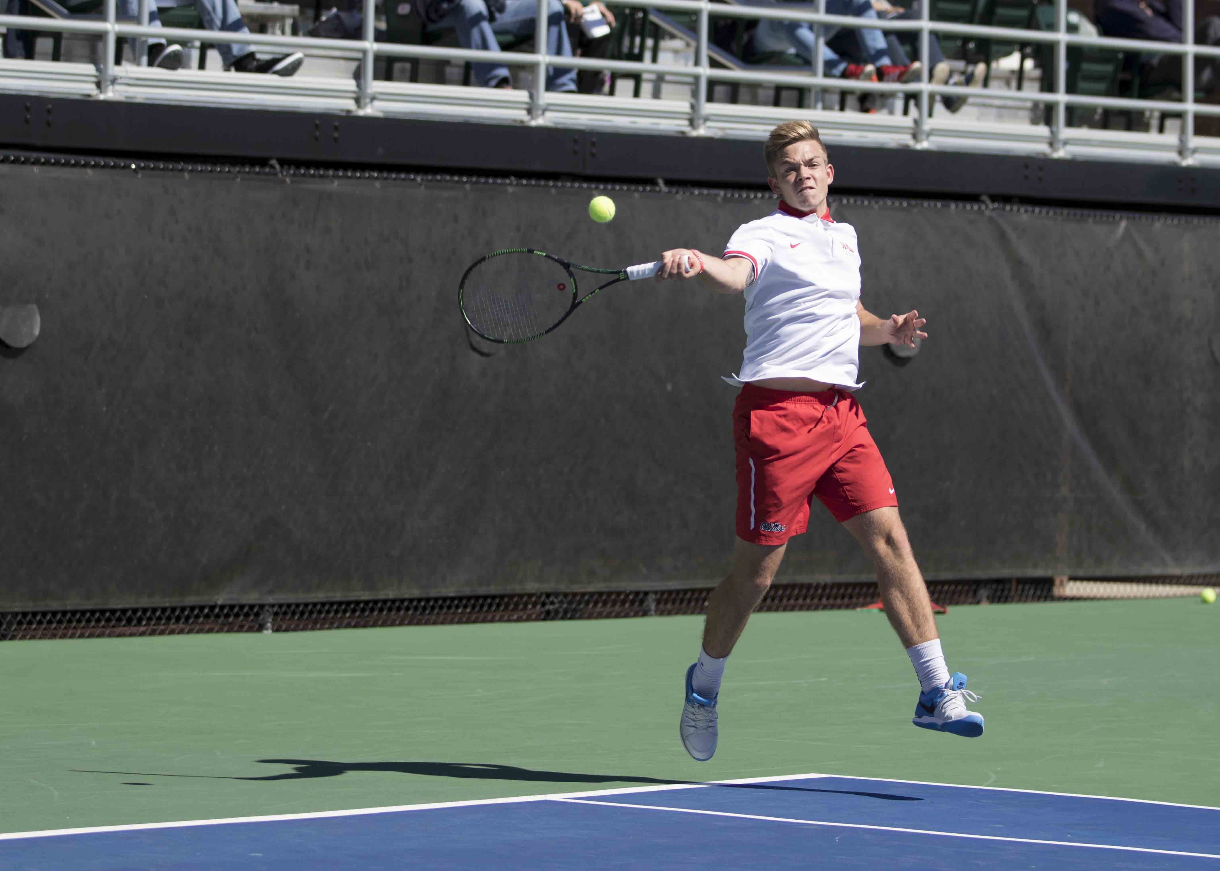 Two Rebels make it to the round of 16 at tennis regionals