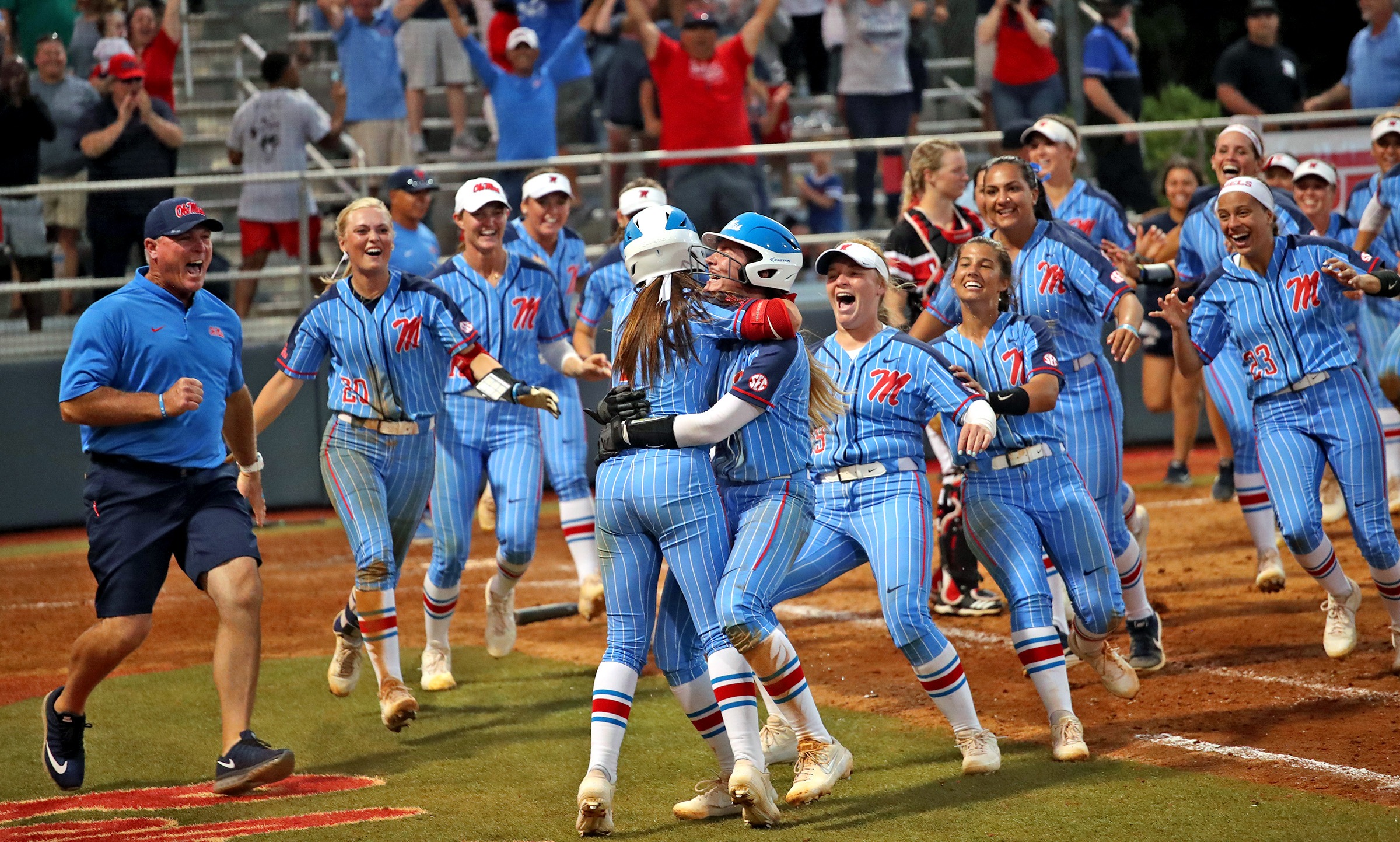 Rebels sweep championship Sunday, claim 2019 NCAA Oxford Regional