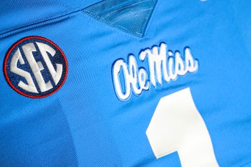 Ole Miss football rolls out new powder blue uniforms - The Daily