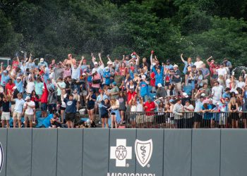 What the Ole Miss baseball team should be doing, according to fans