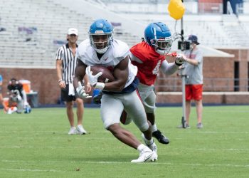 Ole Miss offense will continue to be versatile this season