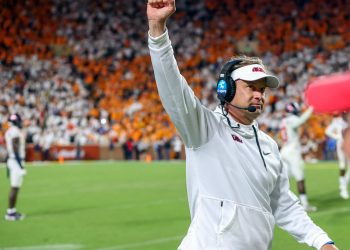 Lane Kiffin gets hit by a golf ball as Ole Miss defeats Tennessee 31-26