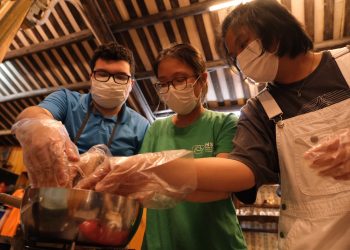 Ole Miss students study abroad in Taiwan, leave as China begins regular military drills