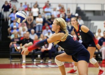 Up and down day ends the out-of-conference schedule for volleyball