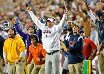 Kiffin to sign contract extension with Ole Miss