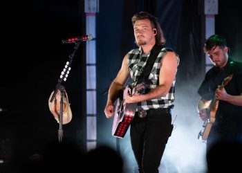 Morgan Wallen locks the Vaught