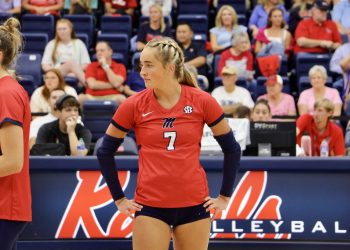 Struggles continue for Ole Miss Volleyball