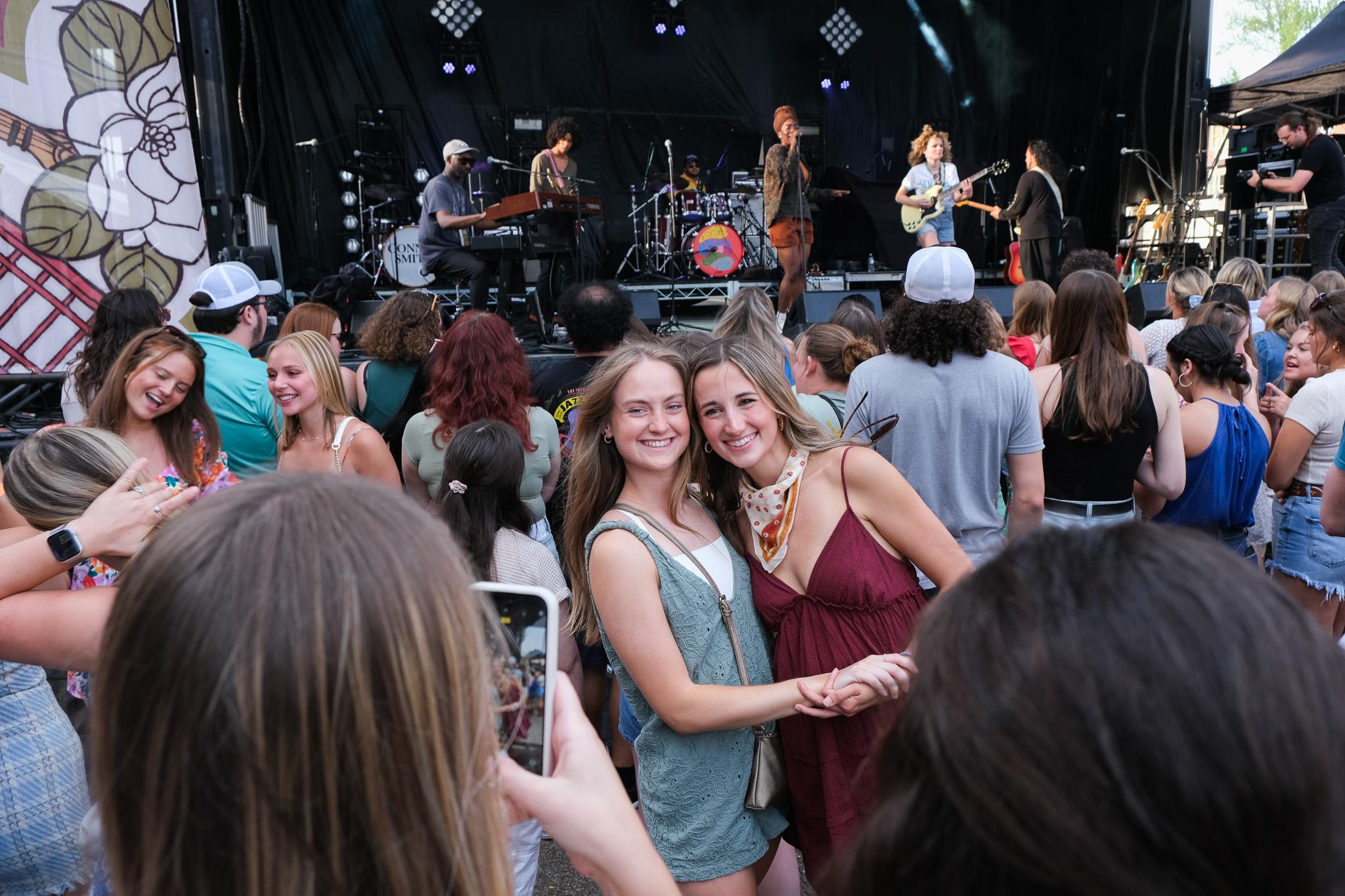 Sunshine and good times at the 27th Double Decker Arts Festival - Vimarsana News