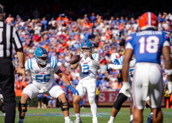Ole Miss falls to Florida 24-17 in last SEC road contest
