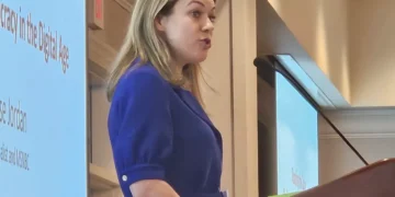 Elise Jordan: Artificial Intelligence will completely transform world