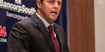 House v. NCAA settlements gets approved, universities can now directly pay athletes