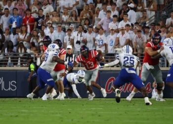 Ole Miss starts strong with a 63-7 win against Georgia State