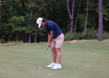 Ole Miss Men’s Golf starts the year strong in Knoxville