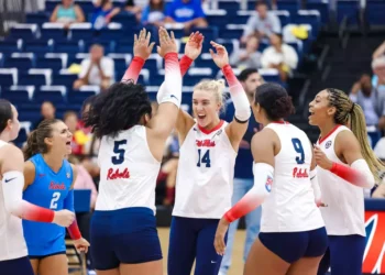 Ole Miss Volleyball defeats Memphis