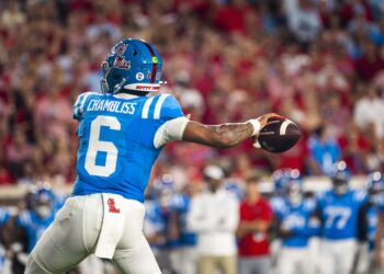 Ole Miss and Trinidad Chambliss outlast SEC rival Arkansas 41-35