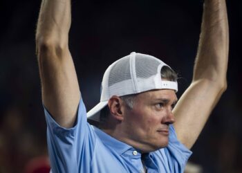 Discounted tickets available for families at Tulane game