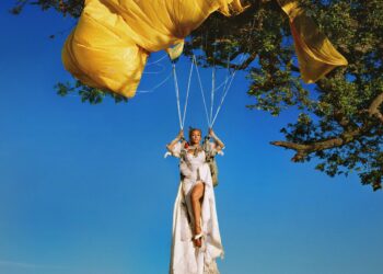 Doja Cat takes listeners back in time with 1980s-inspired album ‘Vie’