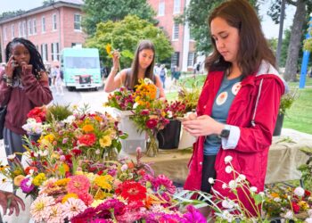 Flowers and fine arts: How an Ole Miss graduate uses her degree to promote Farmstead Florals