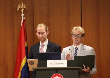 ASB Senate alters qualifications for vice president candidacy, confirms departmental nominations