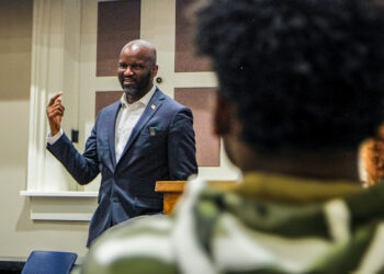 Prepping for Primaries: Pinkins goes independent for 2026 Senate election