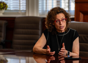 FCC Commissioner warns of threats to free speech