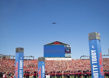 Government shutdown forces cancellation of Ole Miss B-2 Bomber display