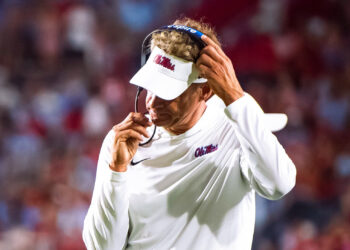 Lane Kiffin takes LSU head coaching job