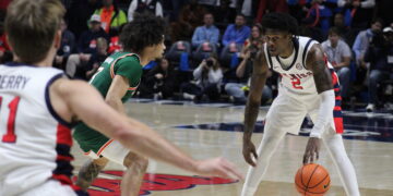Ole Miss Men’s Basketball continues losing streak against Miami and St. John’s
