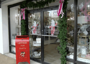 Holly jolly, Hotty Toddy: how Oxford businesses prepare for Christmas