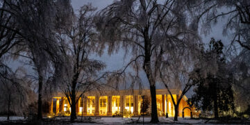 What’s in your bag? Students share their warming station essentials