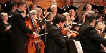 Oxford Civic Chorus strikes a chord with community