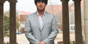 Sophomore Nathan Won cycles across the country for charity UM student to cycle across the country for charity