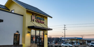 Local restaurants serve free hope and hot plates