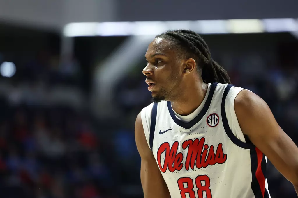 Ole Miss Men’s Basketball losing streak continues against Tennessee and Texas