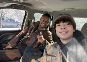 Kindness on wheels: Facebook moms rally around young rescue driver