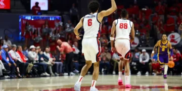 Ole Miss Men’s Basketball snaps 10-game losing streak