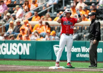 Ole Miss Baseball wins road series against Tennessee
