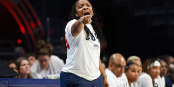 “The portal giveth and the portal taketh away”: Coach Yo speaks on women’s basketball transfers 