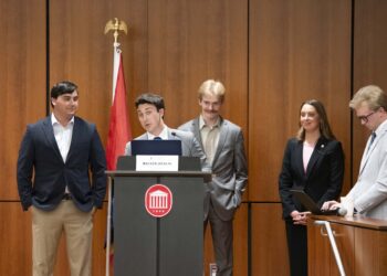 ASB rings in new team, endorses attendance resolution