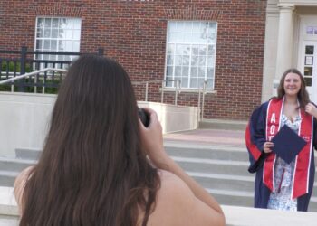 Ole Miss seniors end their story with a smile