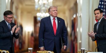 Trump signs executive order regarding college sports