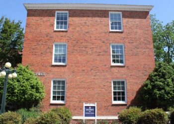 Political science department to be renamed after former Mississippi Governor Ray Mabus