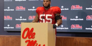 Terez Davis prepares to take the starting left tackle job