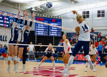 Ole Miss Volleyball starts season off hot with a 2-1 showing in the Ole Miss Classic